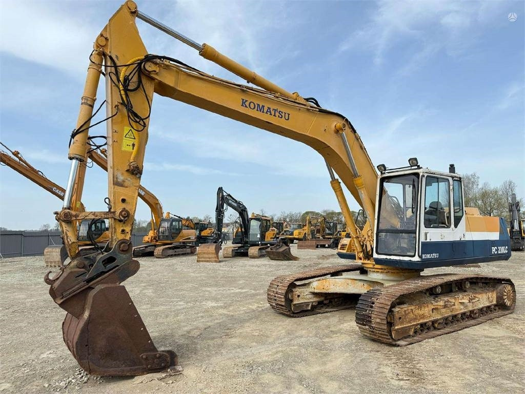 Komatsu PC 210 LC-5 - Kāpurķēžu ekskavators: foto 1 Komatsu PC 210 LC-5 - Kāpurķēžu ekskavators: foto 1