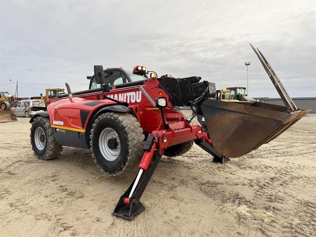 Manitou MT 1840 bucket + forks - Teleskopiskais iekrāvējs: foto 5 Manitou MT 1840 bucket + forks - Teleskopiskais iekrāvējs: foto 5
