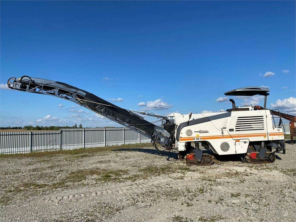 Wirtgen W100F - Asfalta frēze: foto 5 Wirtgen W100F - Asfalta frēze: foto 5
