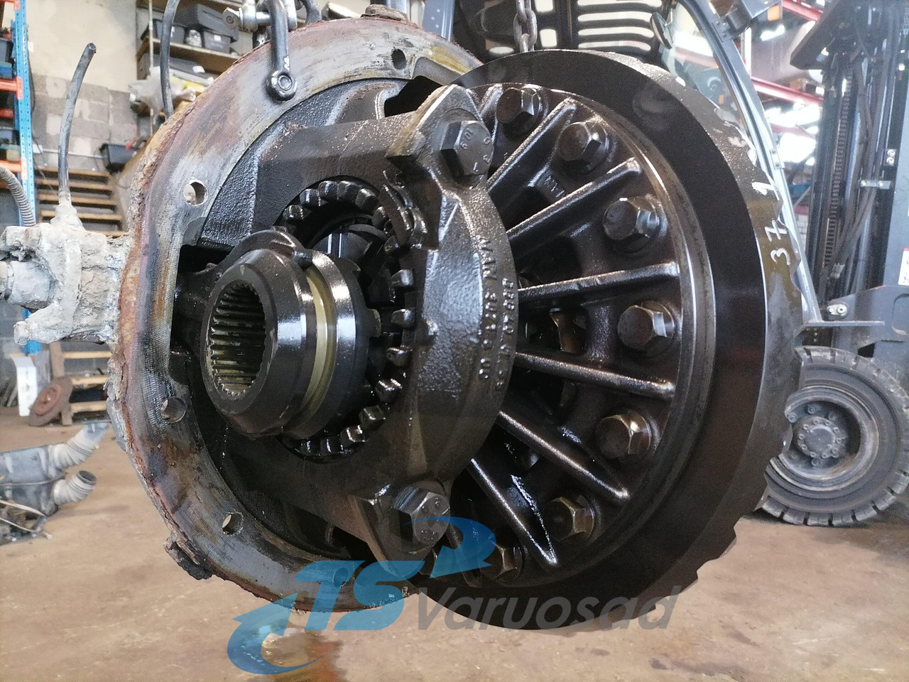 MAN Axel gear 3,7 81350106133 - Sānpārvads - Kravas automašīna: foto 3 MAN Axel gear 3,7 81350106133 - Sānpārvads - Kravas automašīna: foto 3