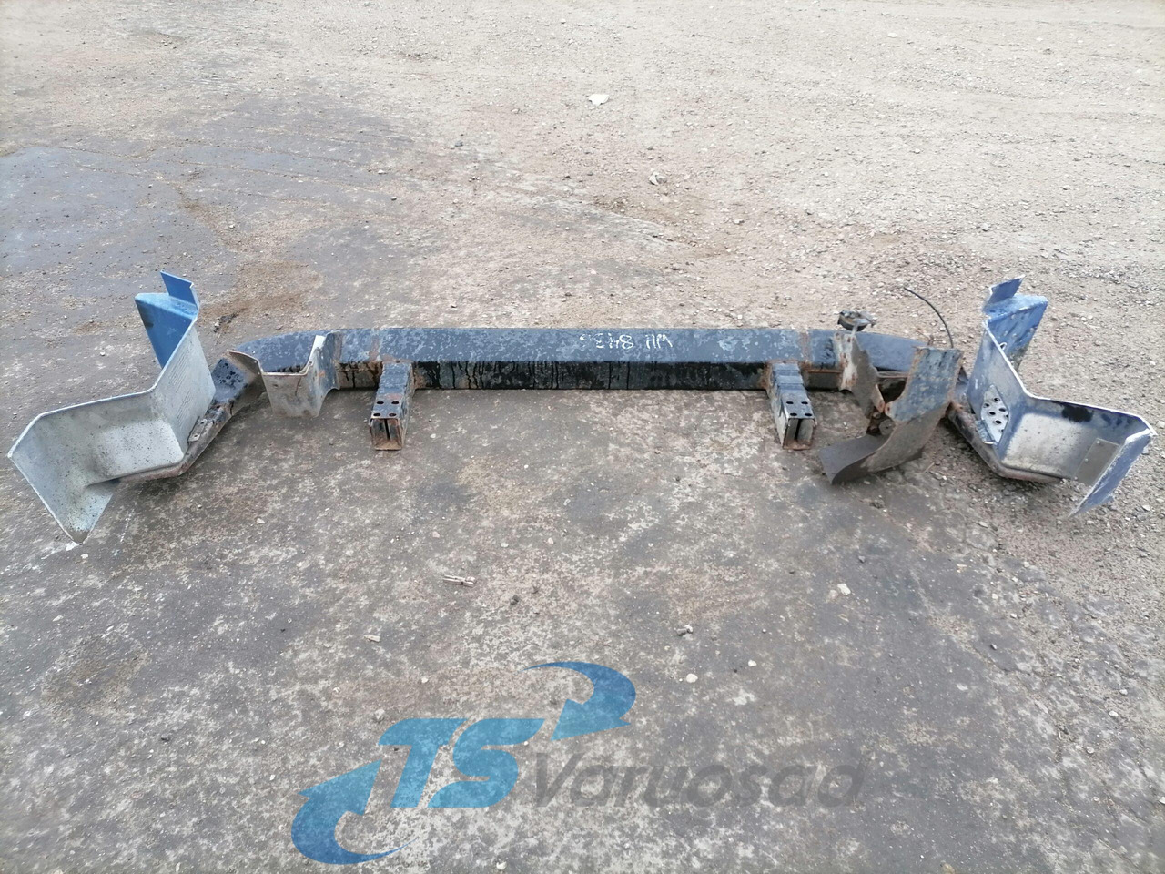 MAN Bumper 81416505009 - Buferis - Kravas automašīna: foto 2 MAN Bumper 81416505009 - Buferis - Kravas automašīna: foto 2