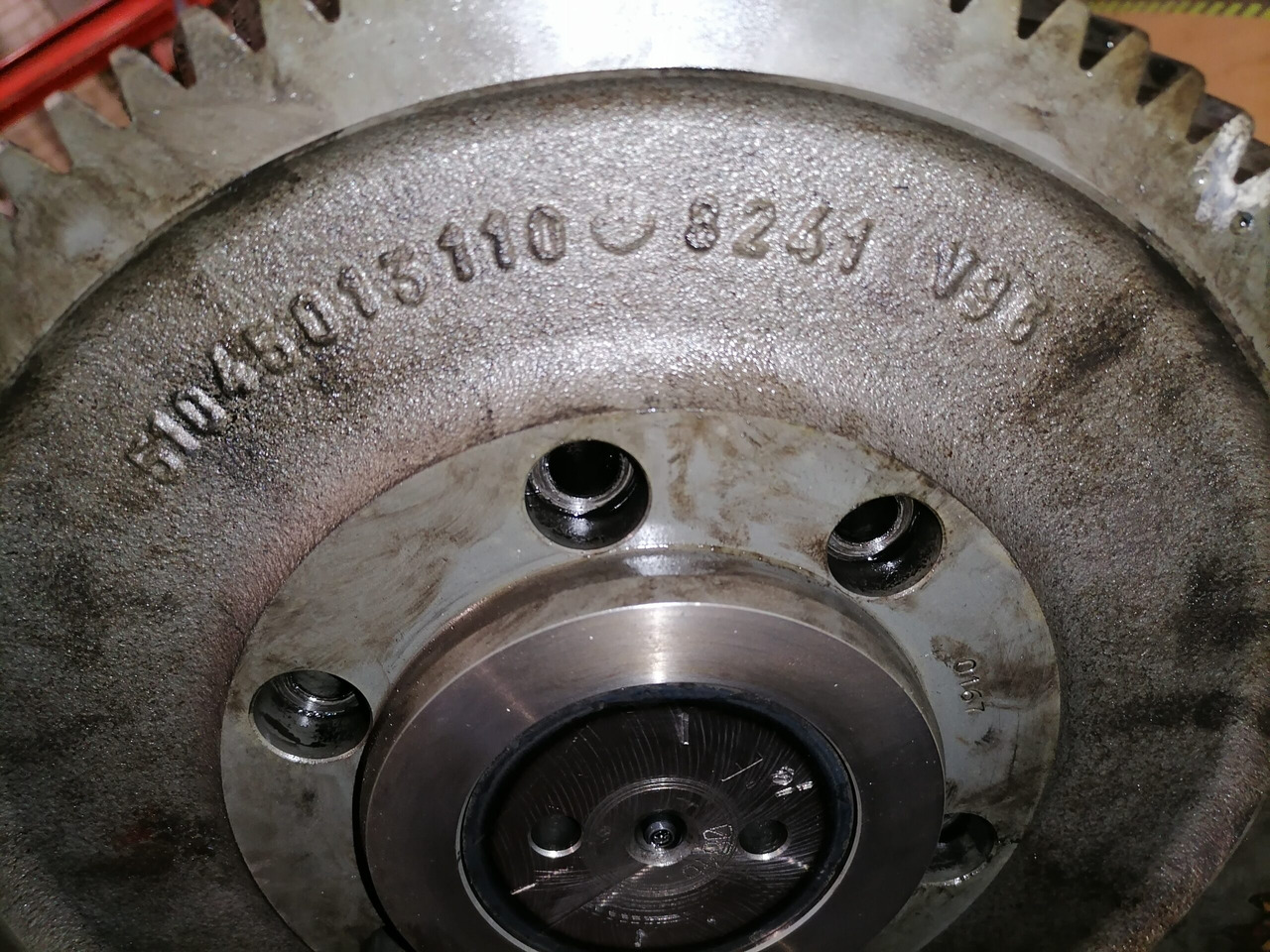 MAN Camshaft 51044006016 - Sadales vārpsta - Kravas automašīna: foto 2 MAN Camshaft 51044006016 - Sadales vārpsta - Kravas automašīna: foto 2