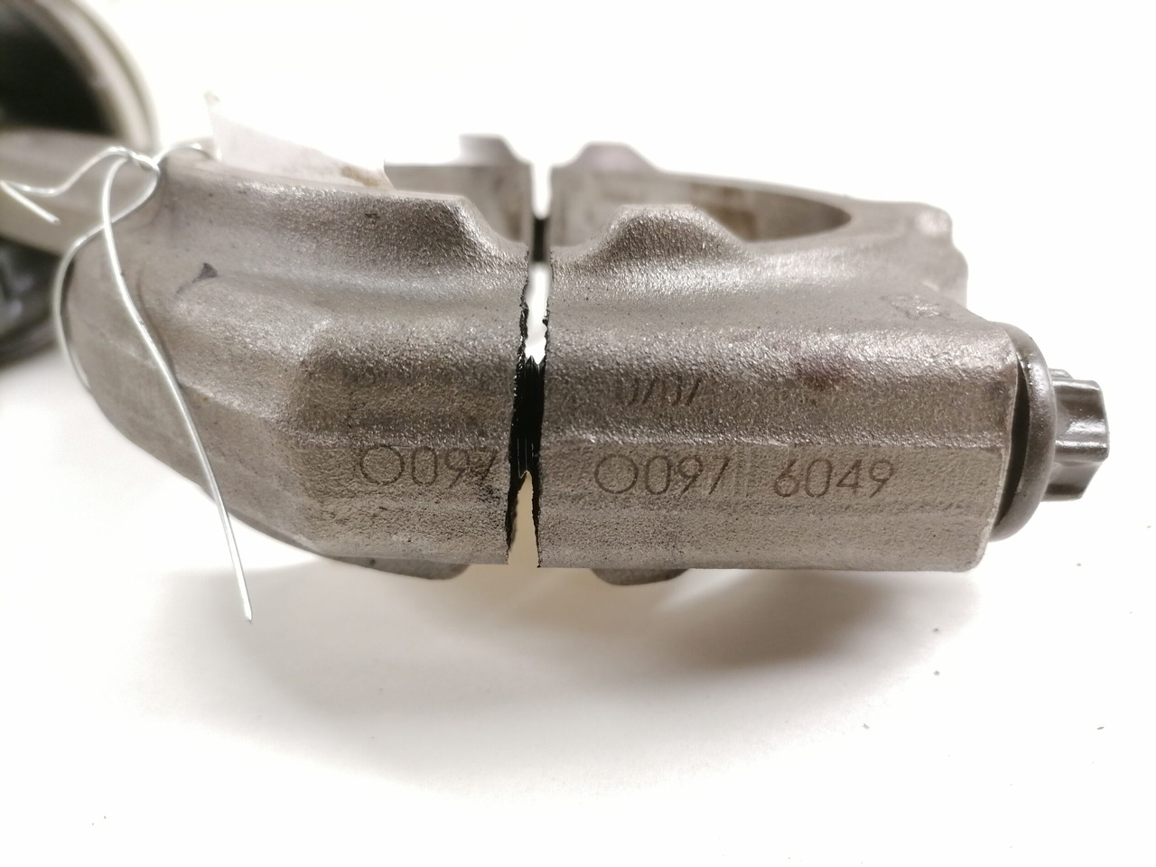 MAN Connecting rod + piston 51024006030 - Virzuļi/ Gredzeni/ Bukse - Kravas automašīna: foto 5 MAN Connecting rod + piston 51024006030 - Virzuļi/ Gredzeni/ Bukse - Kravas automašīna: foto 5