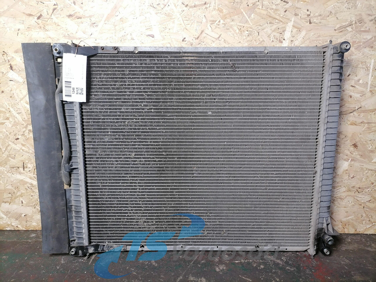 MAN Cooling radiator 8106116493 - Radiators - Kravas automašīna: foto 2 MAN Cooling radiator 8106116493 - Radiators - Kravas automašīna: foto 2