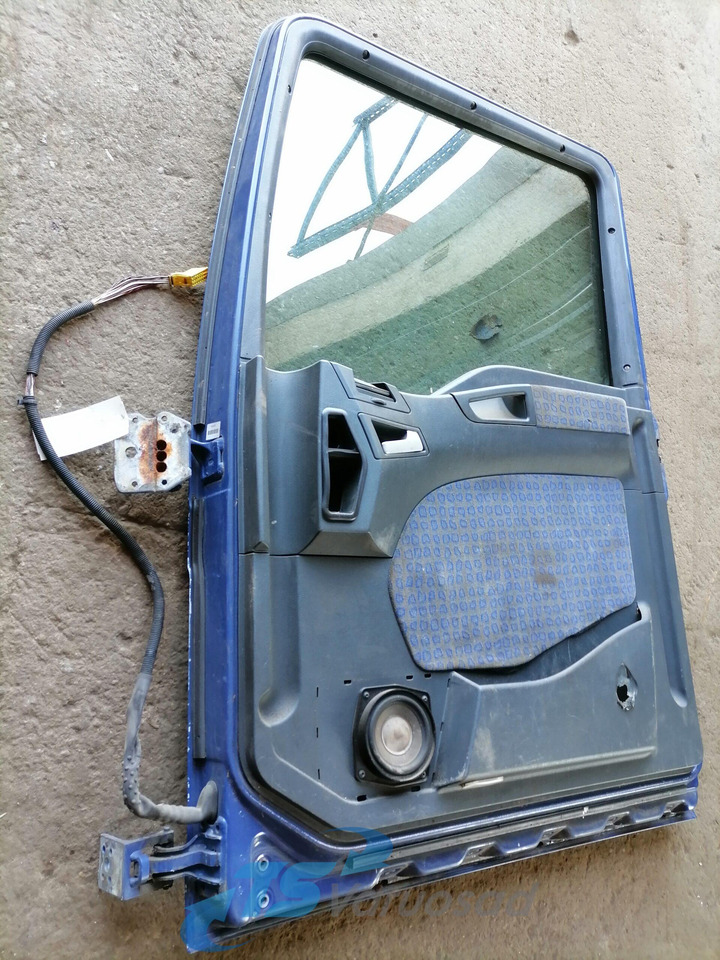 MAN Door 81626004118 - Durvis un rezerves daļas - Kravas automašīna: foto 4 MAN Door 81626004118 - Durvis un rezerves daļas - Kravas automašīna: foto 4