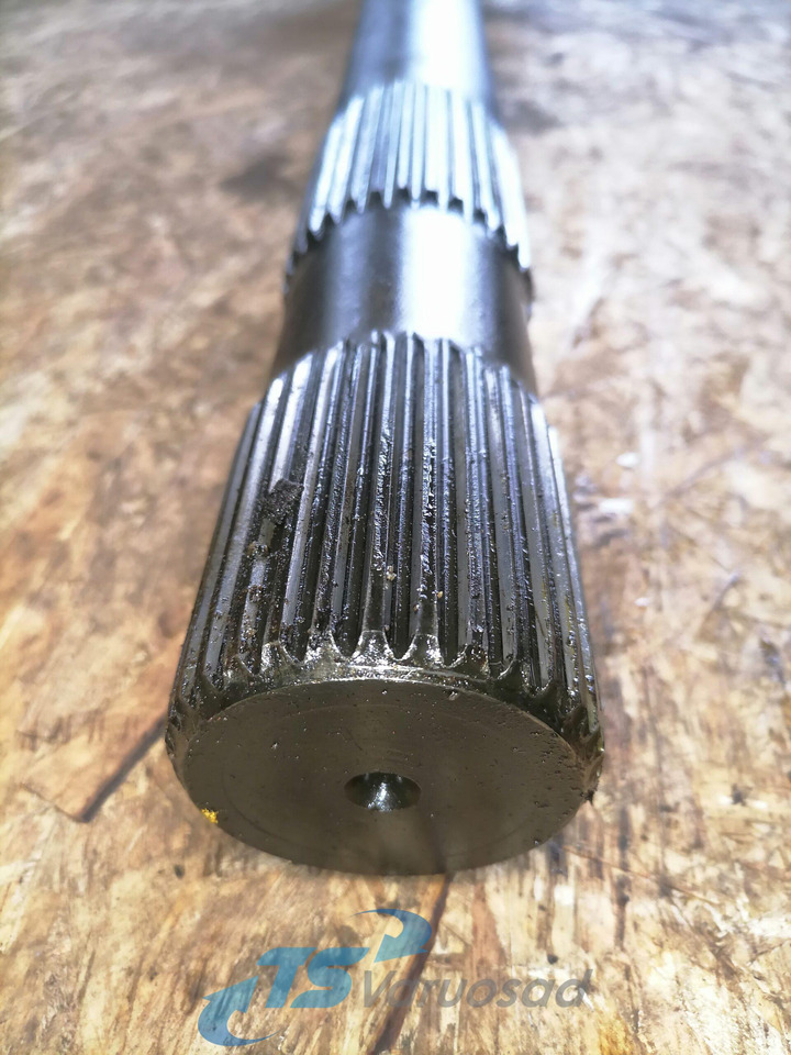 MAN Drive shaft 81355020147 - Pusass - Kravas automašīna: foto 3 MAN Drive shaft 81355020147 - Pusass - Kravas automašīna: foto 3