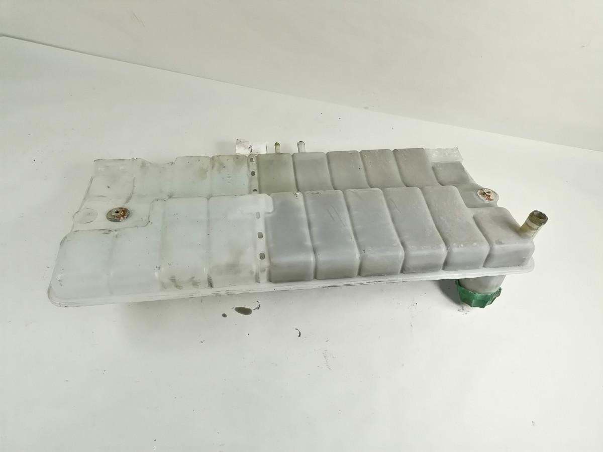 MAN Expansion tank 81061026203 - Universāla rezerves daļa - Kravas automašīna: foto 3 MAN Expansion tank 81061026203 - Universāla rezerves daļa - Kravas automašīna: foto 3