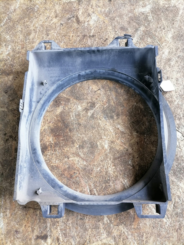MAN Fan shroud 81066200173 - Radiators - Kravas automašīna: foto 4 MAN Fan shroud 81066200173 - Radiators - Kravas automašīna: foto 4