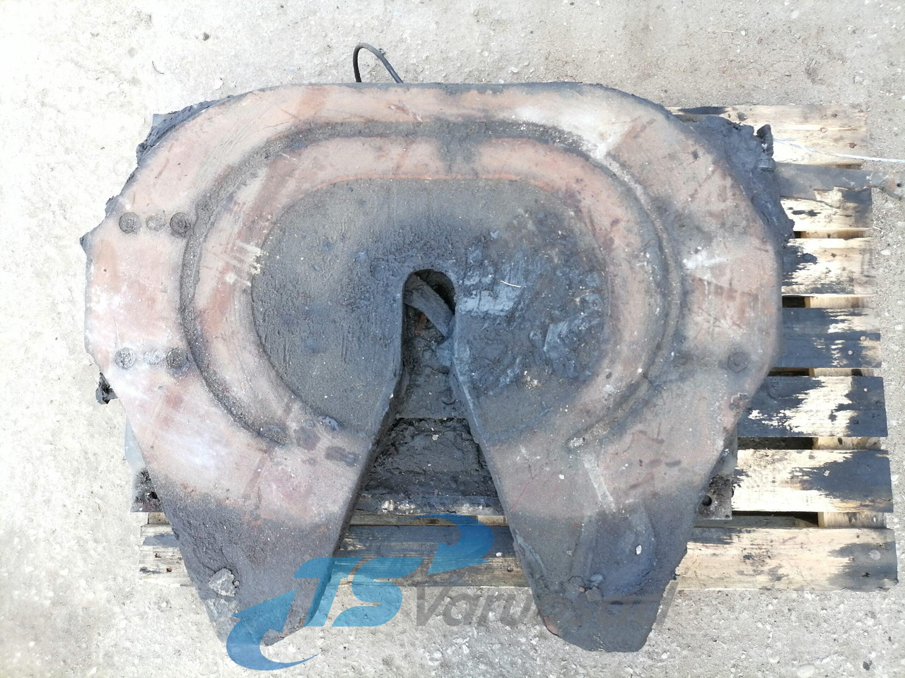 MAN Fifht wheel 81427106222 - Seglierīce - Kravas automašīna: foto 2 MAN Fifht wheel 81427106222 - Seglierīce - Kravas automašīna: foto 2