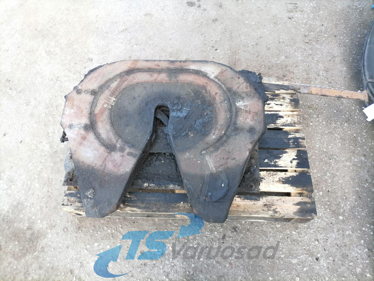 MAN Fifht wheel 81427106222 - Seglierīce - Kravas automašīna: foto 1 MAN Fifht wheel 81427106222 - Seglierīce - Kravas automašīna: foto 1