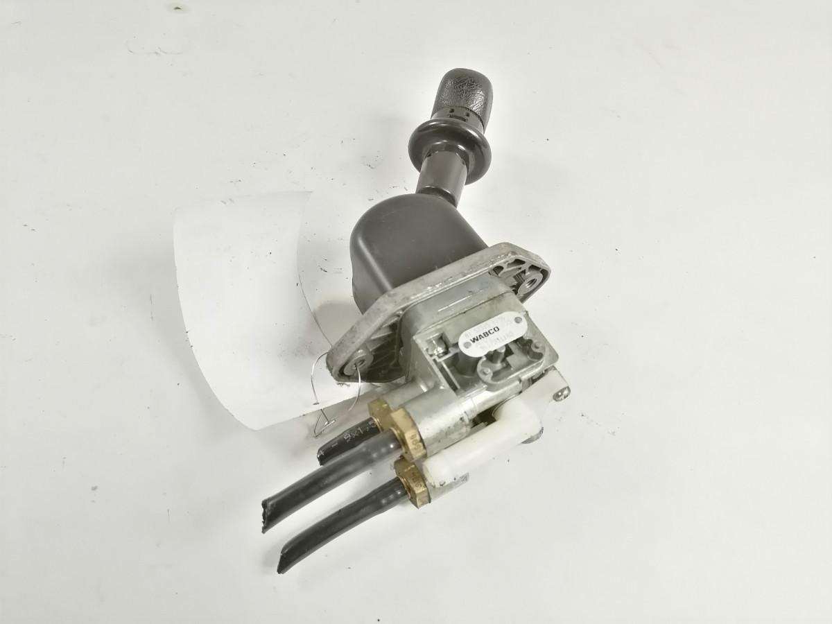 MAN Handbrake control lever 81523156156 - Universāla rezerves daļa - Kravas automašīna: foto 2 MAN Handbrake control lever 81523156156 - Universāla rezerves daļa - Kravas automašīna: foto 2