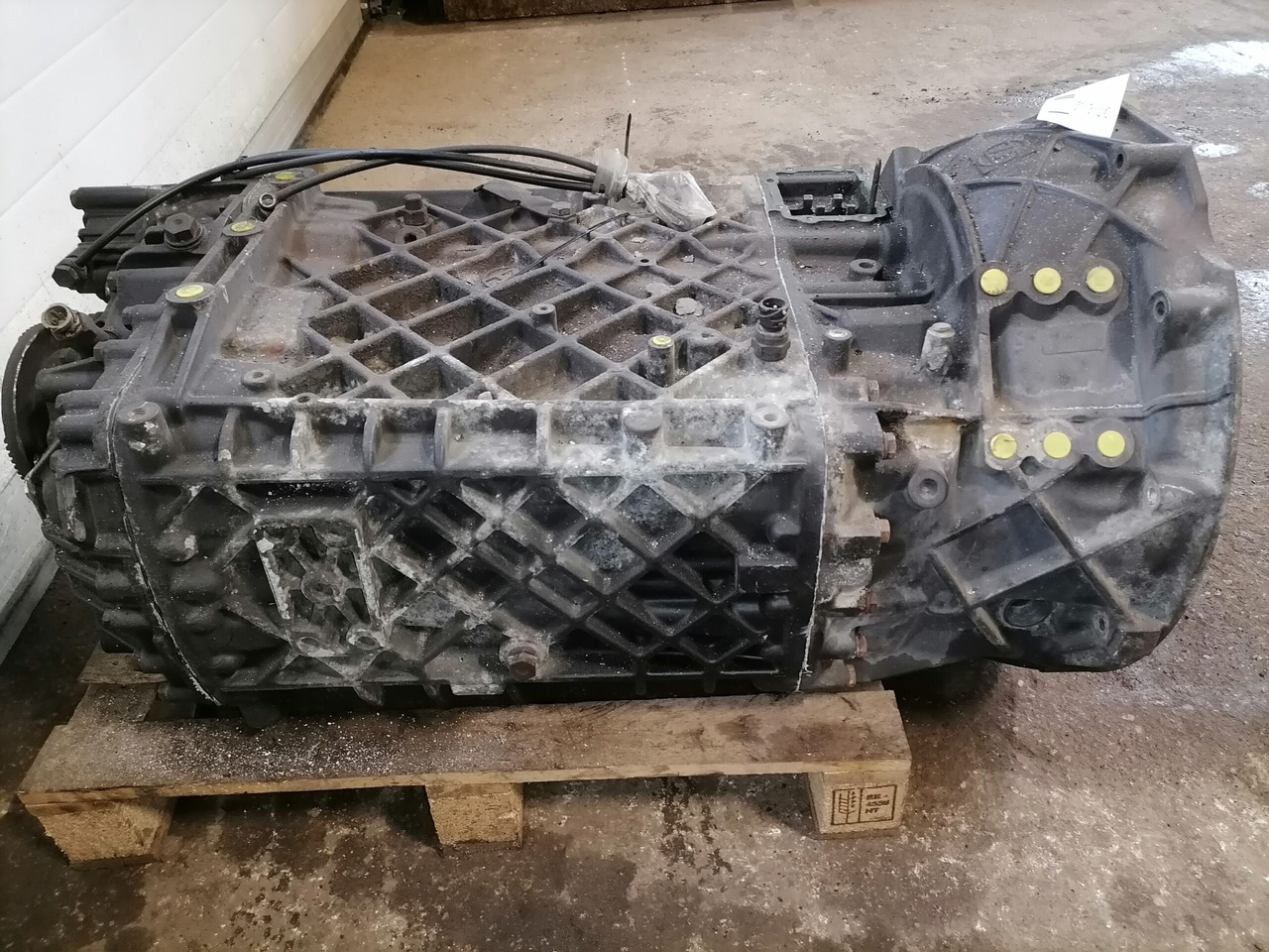 MAN Käigukast 16S-2220TD ( remonditud ) 81320046016 - Pārnesumkārba un rezerves daļas - Kravas automašīna: foto 5 MAN Käigukast 16S-2220TD ( remonditud ) 81320046016 - Pārnesumkārba un rezerves daļas - Kravas automašīna: foto 5