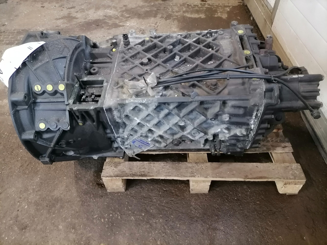 MAN Käigukast 16S-2220TD ( remonditud ) 81320046016 - Pārnesumkārba un rezerves daļas - Kravas automašīna: foto 3 MAN Käigukast 16S-2220TD ( remonditud ) 81320046016 - Pārnesumkārba un rezerves daļas - Kravas automašīna: foto 3