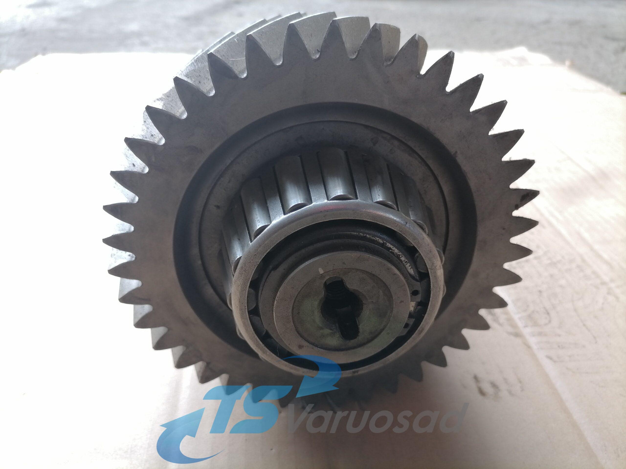 MAN Käigukasti võll, MAN 81322060130 - Pārnesumkārba un rezerves daļas - Kravas automašīna: foto 2 MAN Käigukasti võll, MAN 81322060130 - Pārnesumkārba un rezerves daļas - Kravas automašīna: foto 2