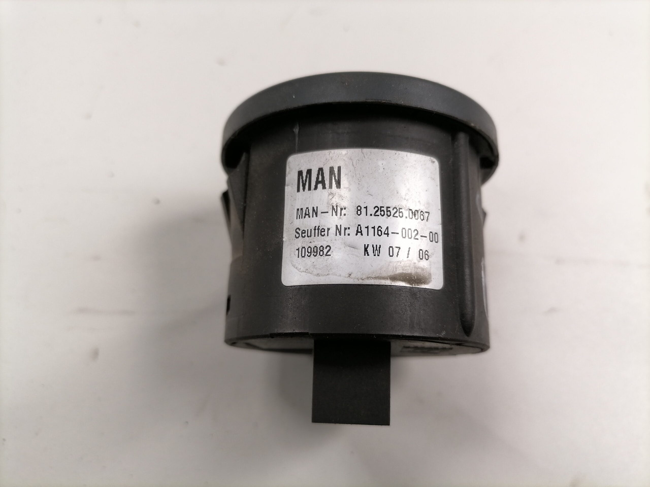 MAN Lüliti, differentsiaalilukk 81255250067 - Kabīne - Kravas automašīna: foto 5 MAN Lüliti, differentsiaalilukk 81255250067 - Kabīne - Kravas automašīna: foto 5