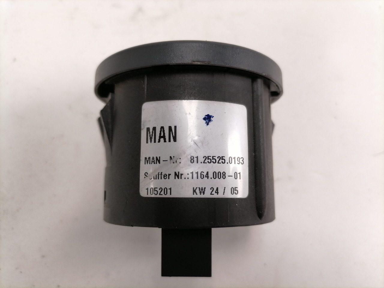 MAN Lüliti, esituled 81255250193 - Kabīne - Kravas automašīna: foto 2 MAN Lüliti, esituled 81255250193 - Kabīne - Kravas automašīna: foto 2