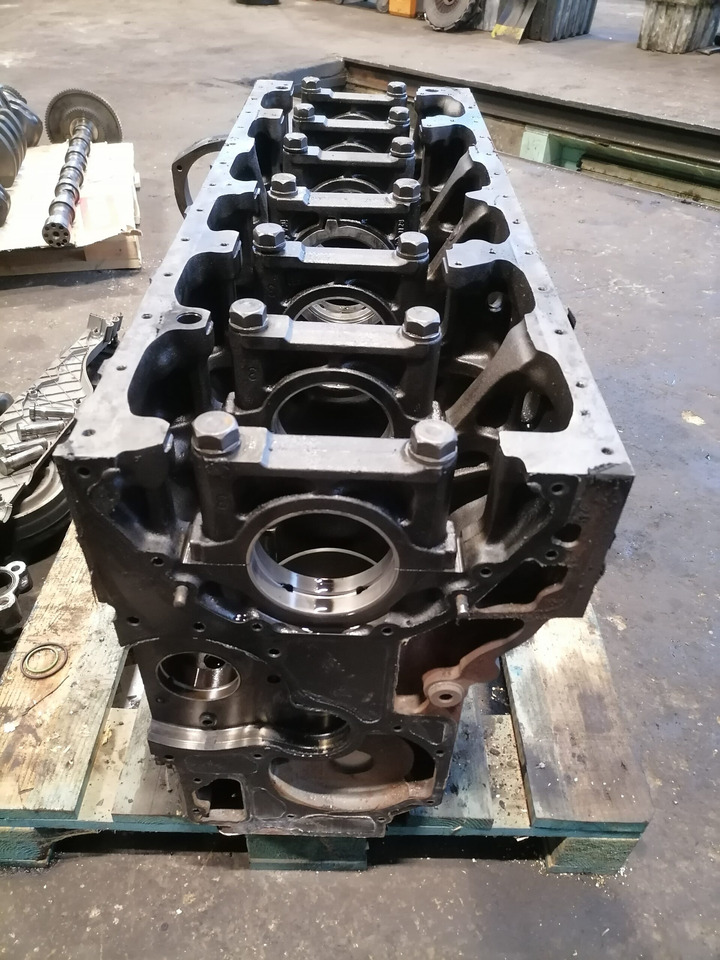 MAN Mootoriplokk MAN D2876 51011013340 - Dzinējs un rezerves daļas - Kravas automašīna: foto 5 MAN Mootoriplokk MAN D2876 51011013340 - Dzinējs un rezerves daļas - Kravas automašīna: foto 5