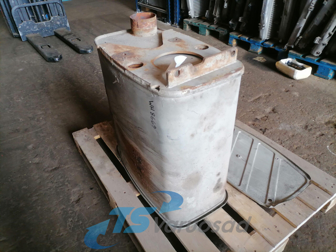 MAN Muffler 81151010346 - Trokšņa slāpētājs - Kravas automašīna: foto 2 MAN Muffler 81151010346 - Trokšņa slāpētājs - Kravas automašīna: foto 2