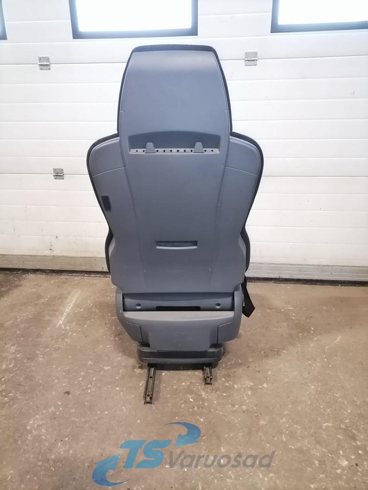 MAN Passenger seat 81623076326 - Sēdeklis - Kravas automašīna: foto 3 MAN Passenger seat 81623076326 - Sēdeklis - Kravas automašīna: foto 3