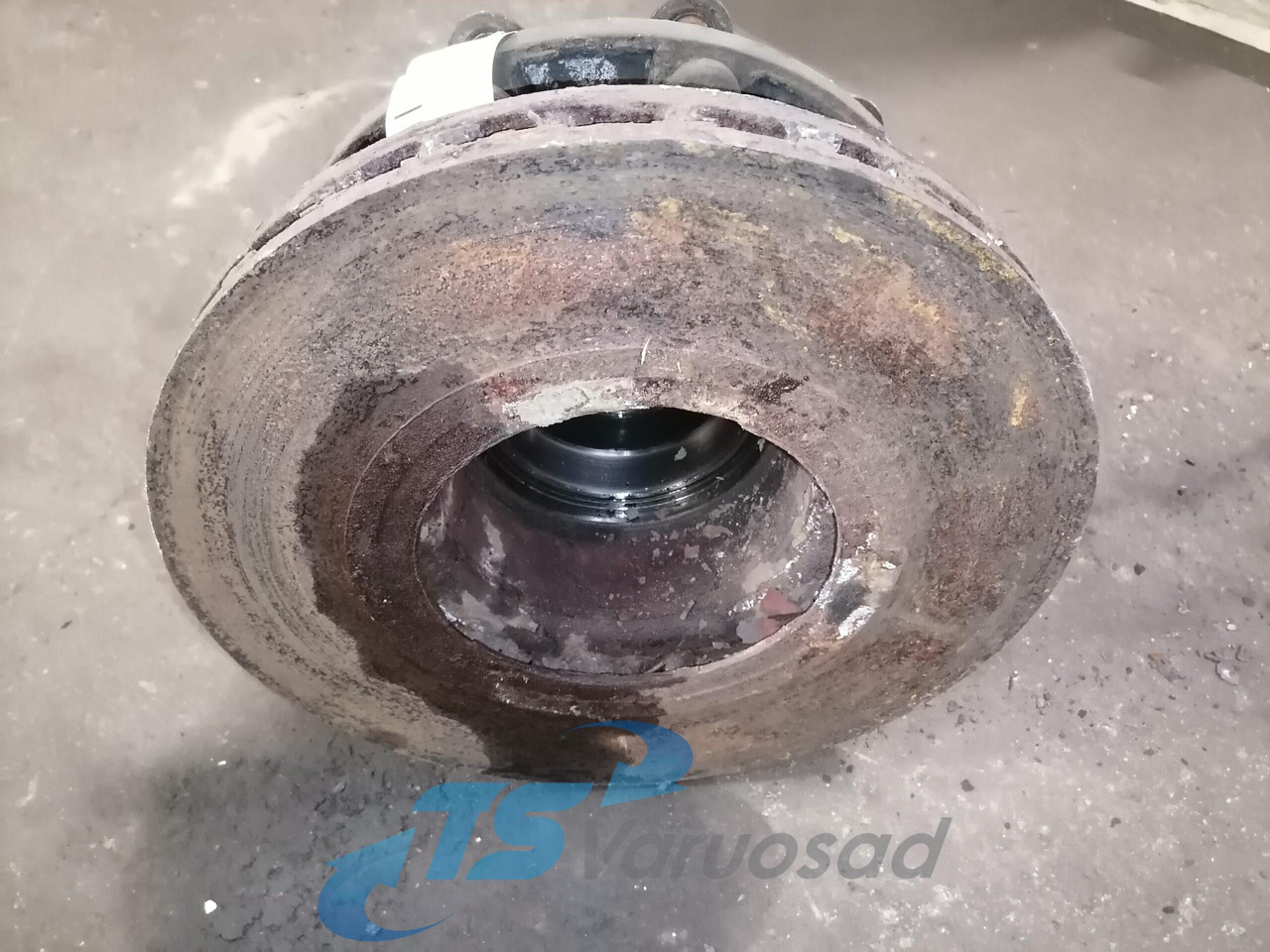MAN Rear axel hub 81357010155 - Rumba - Kravas automašīna: foto 3 MAN Rear axel hub 81357010155 - Rumba - Kravas automašīna: foto 3