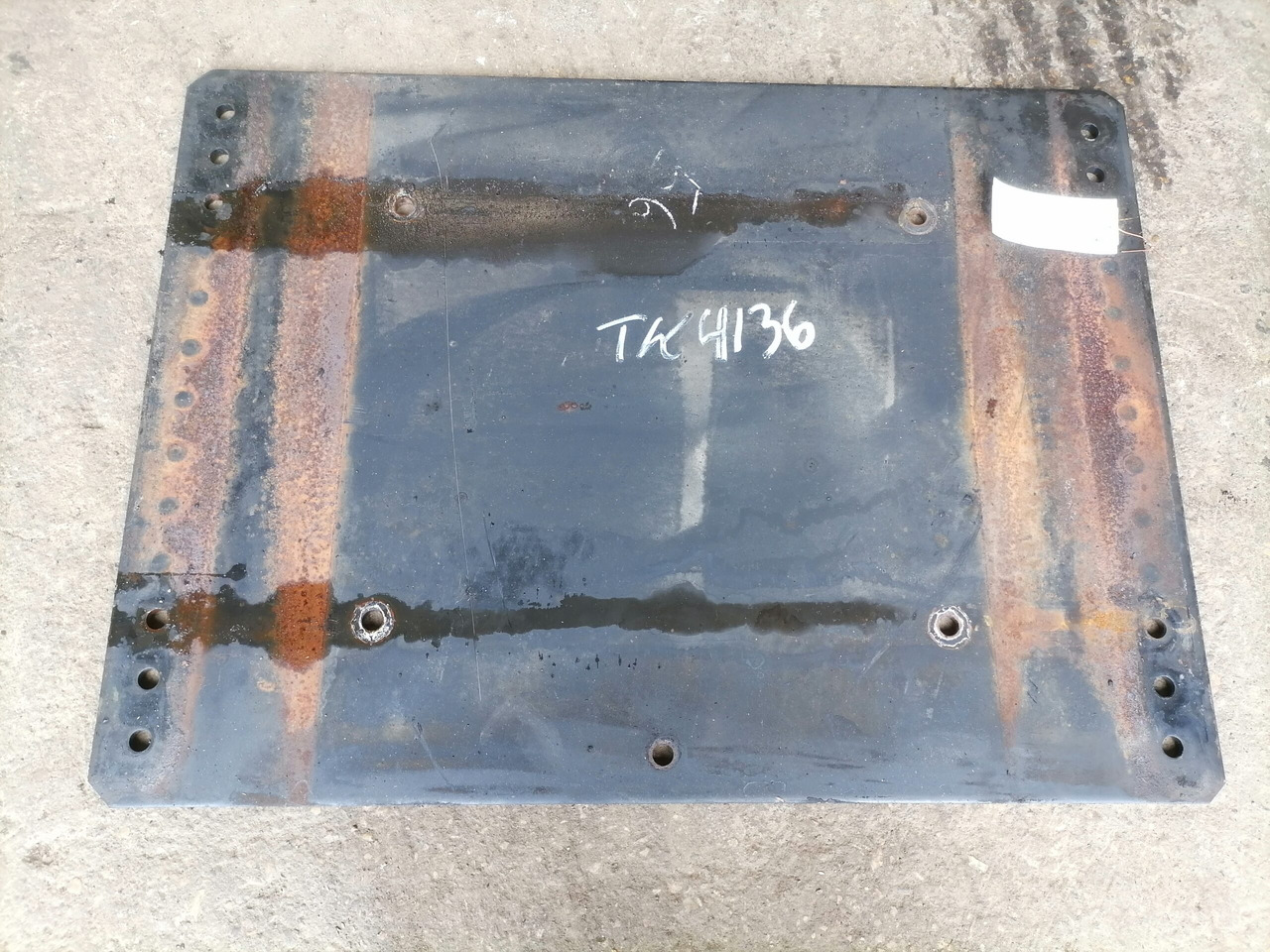 MAN Saddle plate 81427150036 - Seglierīce - Kravas automašīna: foto 3 MAN Saddle plate 81427150036 - Seglierīce - Kravas automašīna: foto 3