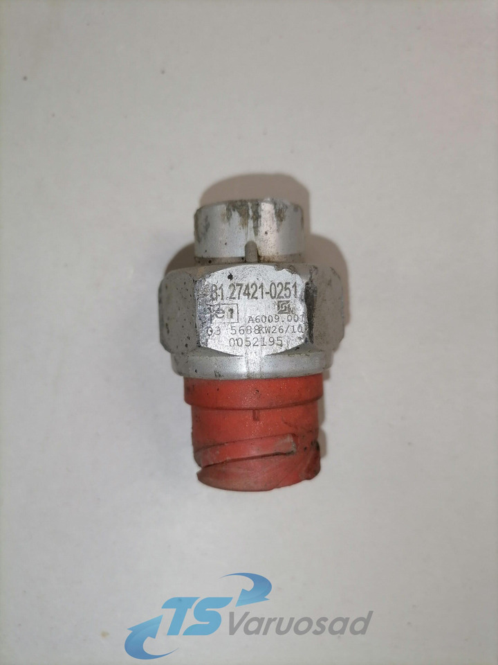 MAN Sensor, air pressure 81274210251 - Sensors - Kravas automašīna: foto 3 MAN Sensor, air pressure 81274210251 - Sensors - Kravas automašīna: foto 3
