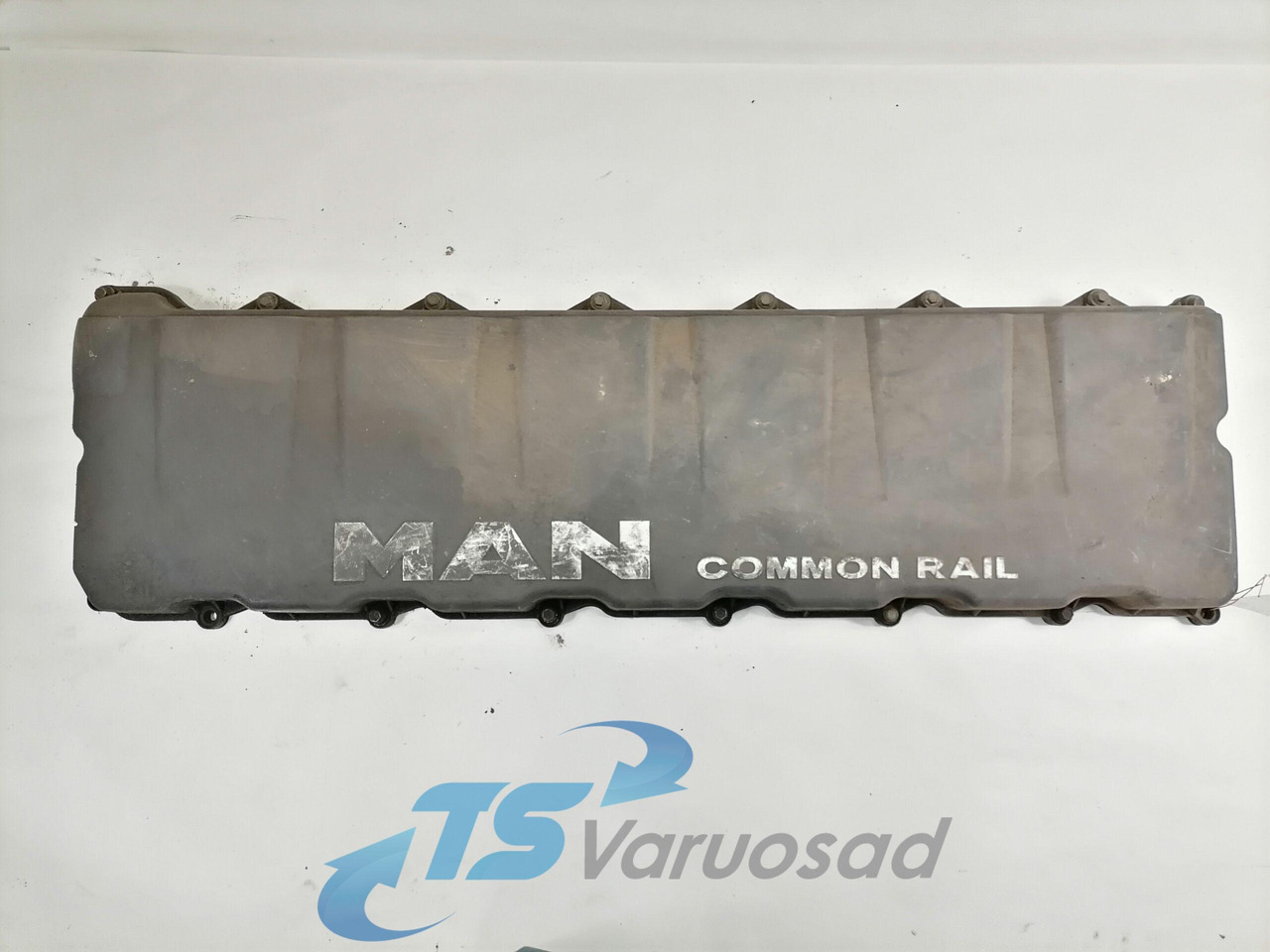 MAN Valve cover 51034016014 - Motora galva - Kravas automašīna: foto 2 MAN Valve cover 51034016014 - Motora galva - Kravas automašīna: foto 2