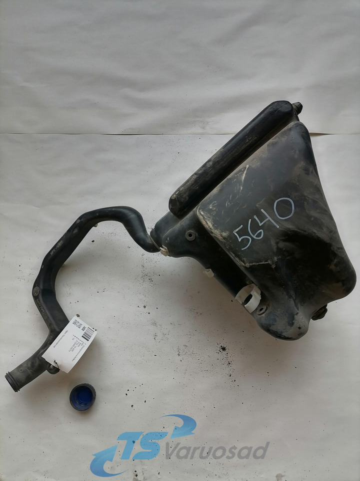 MAN Windscreen washer fluid tank 81264810079 - Stikla tīrītājs - Kravas automašīna: foto 3 MAN Windscreen washer fluid tank 81264810079 - Stikla tīrītājs - Kravas automašīna: foto 3