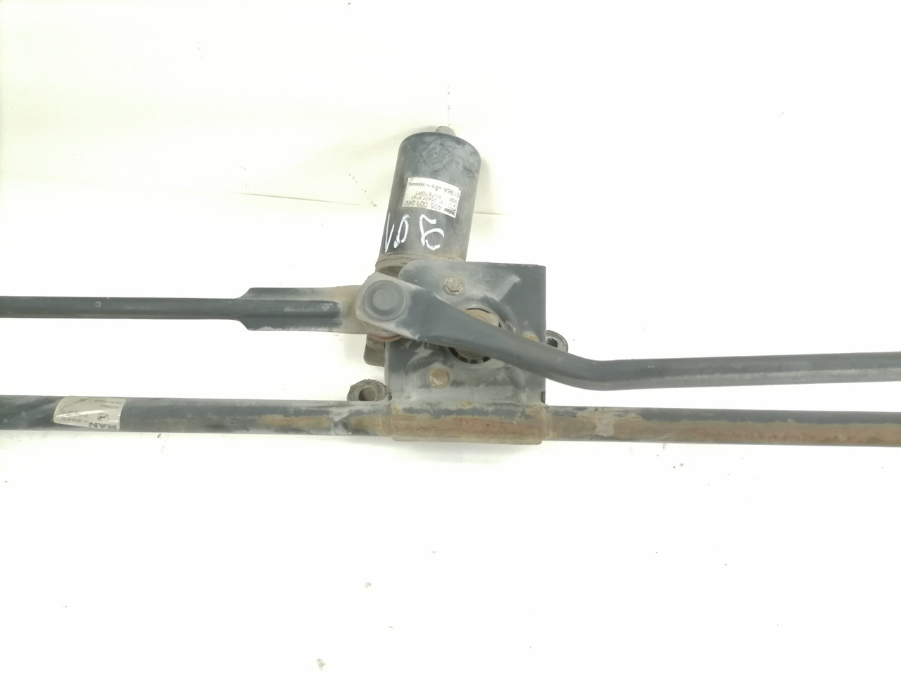 MAN Wiper frame 81264006124 - Stikla tīrītājs - Kravas automašīna: foto 3 MAN Wiper frame 81264006124 - Stikla tīrītājs - Kravas automašīna: foto 3