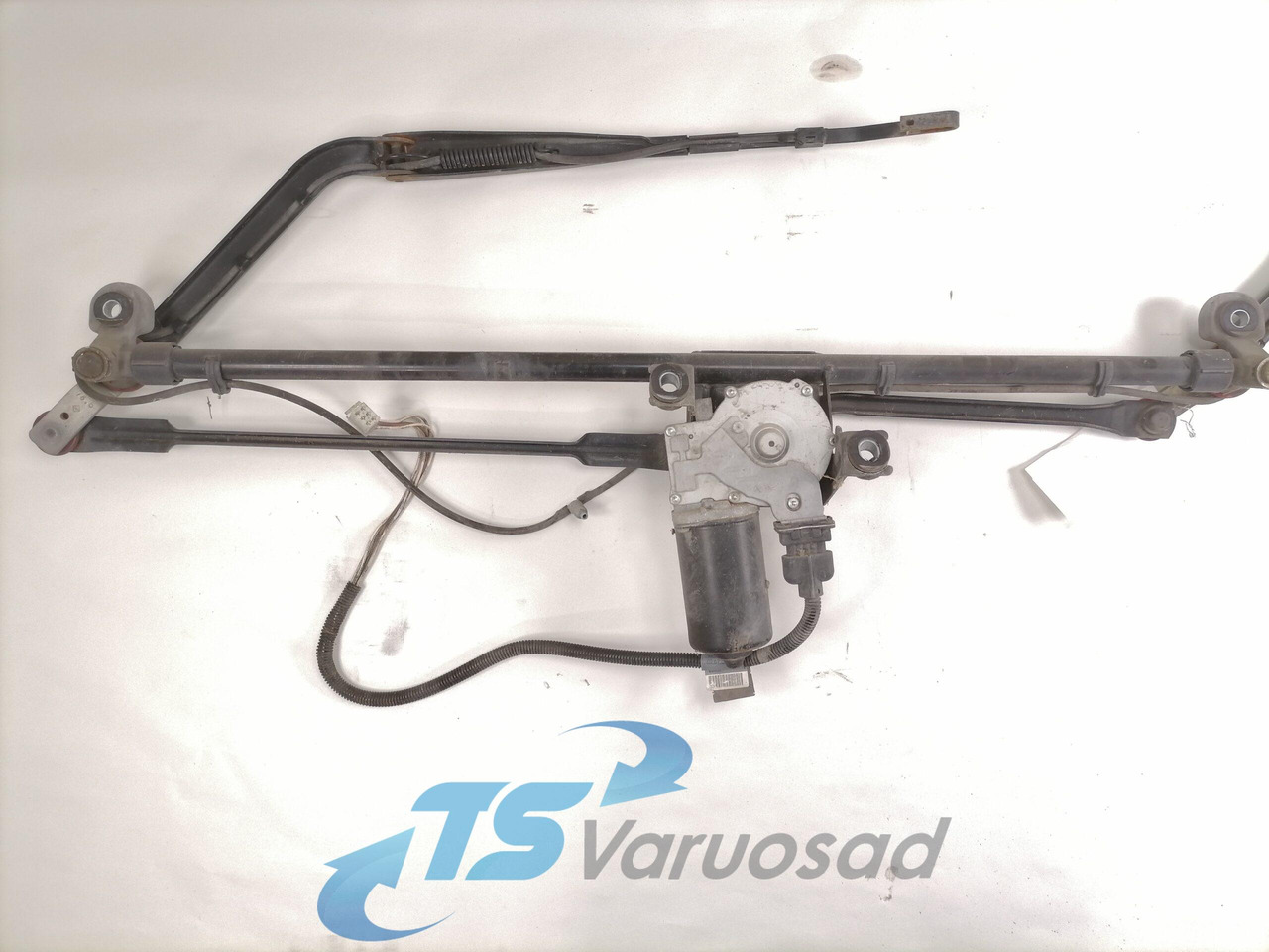 MAN Wiper frame 81264116113 - Stikla tīrītājs - Kravas automašīna: foto 4 MAN Wiper frame 81264116113 - Stikla tīrītājs - Kravas automašīna: foto 4