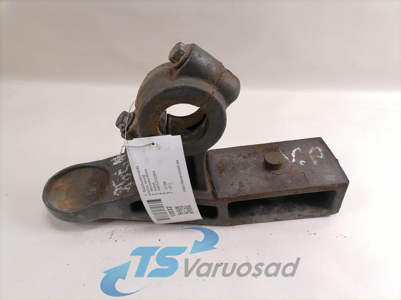 Mercedes-Benz Anti-roll bar bracket A9433232884 - Stabilizators - Kravas automašīna: foto 2 Mercedes-Benz Anti-roll bar bracket A9433232884 - Stabilizators - Kravas automašīna: foto 2