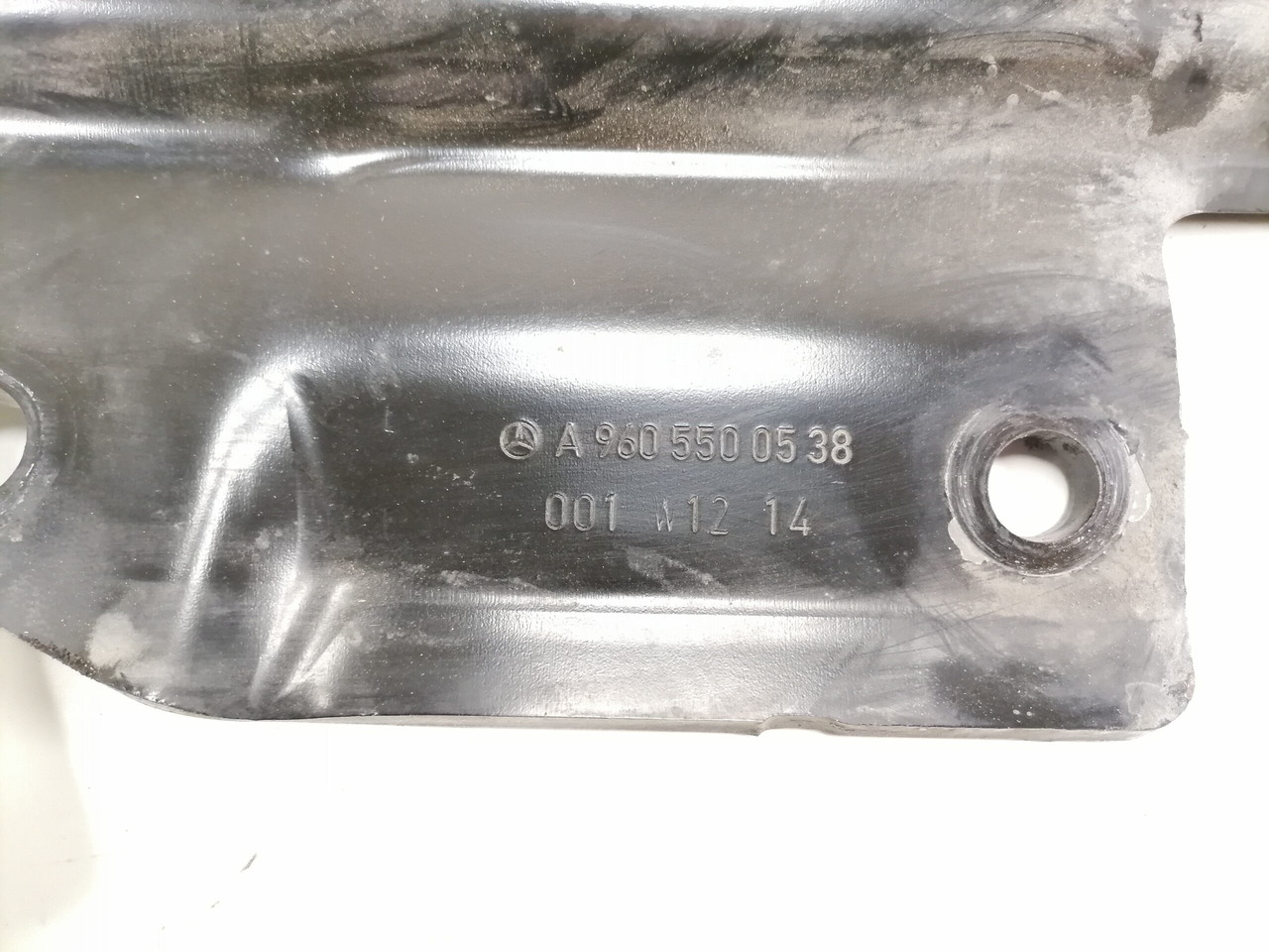 Mercedes-Benz Bracket A9605500538 - Rāmis/ Šasija - Kravas automašīna: foto 2 Mercedes-Benz Bracket A9605500538 - Rāmis/ Šasija - Kravas automašīna: foto 2