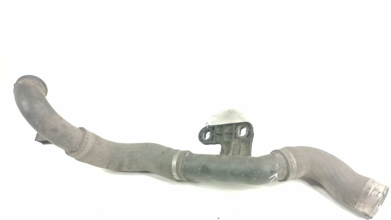 Mercedes-Benz Coolant pipe A9605000889 - Dzesēšanas sistēma - Kravas automašīna: foto 2 Mercedes-Benz Coolant pipe A9605000889 - Dzesēšanas sistēma - Kravas automašīna: foto 2