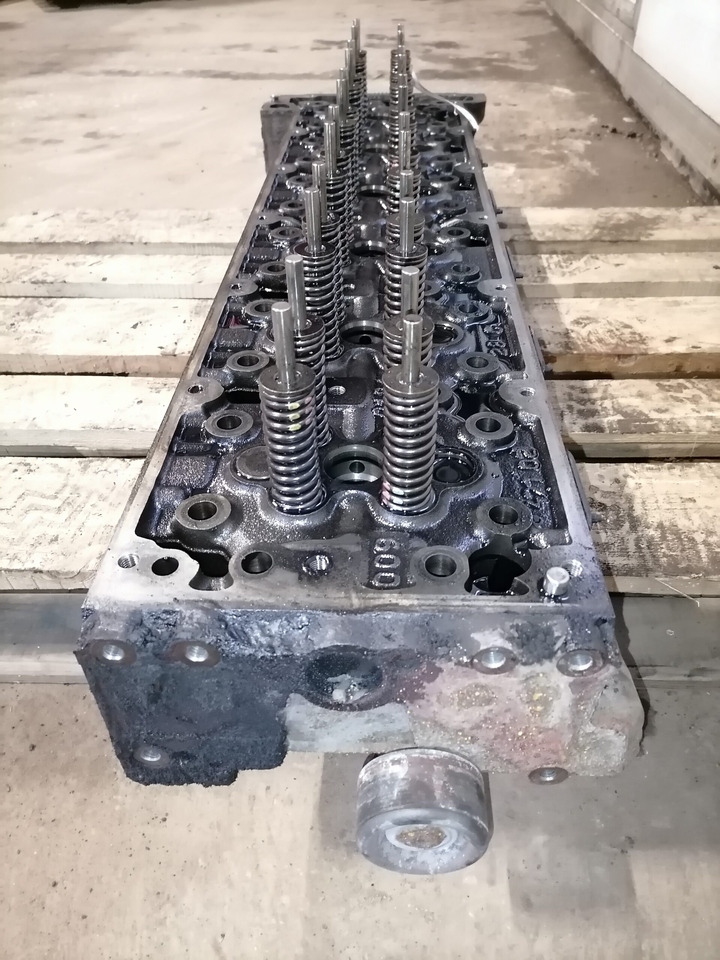Mercedes-Benz Cylinder head A4710102720 - Motora galva - Kravas automašīna: foto 5 Mercedes-Benz Cylinder head A4710102720 - Motora galva - Kravas automašīna: foto 5