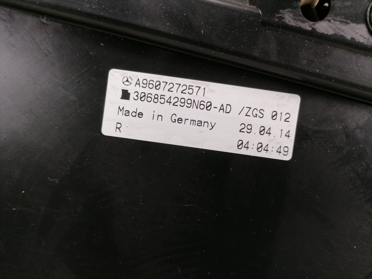 Mercedes-Benz Door trim panel A9607272571 - Durvis un rezerves daļas - Kravas automašīna: foto 3 Mercedes-Benz Door trim panel A9607272571 - Durvis un rezerves daļas - Kravas automašīna: foto 3