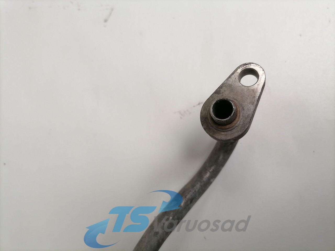 Scania A/C pipe 1901389 - Apsilde/ Ventilācija - Kravas automašīna: foto 3 Scania A/C pipe 1901389 - Apsilde/ Ventilācija - Kravas automašīna: foto 3