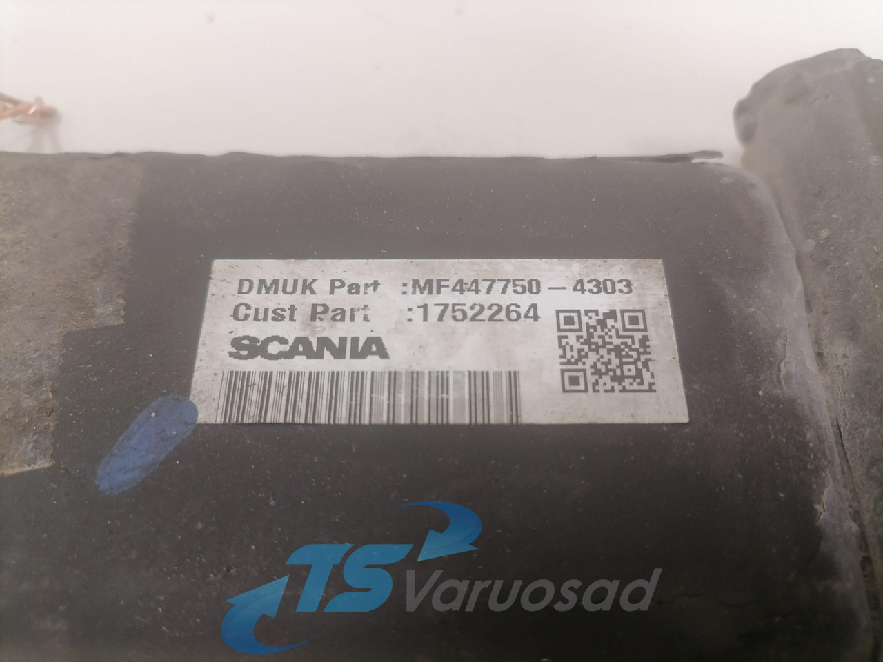 Scania A/C radiator 1752264 - Apsilde/ Ventilācija - Kravas automašīna: foto 2 Scania A/C radiator 1752264 - Apsilde/ Ventilācija - Kravas automašīna: foto 2