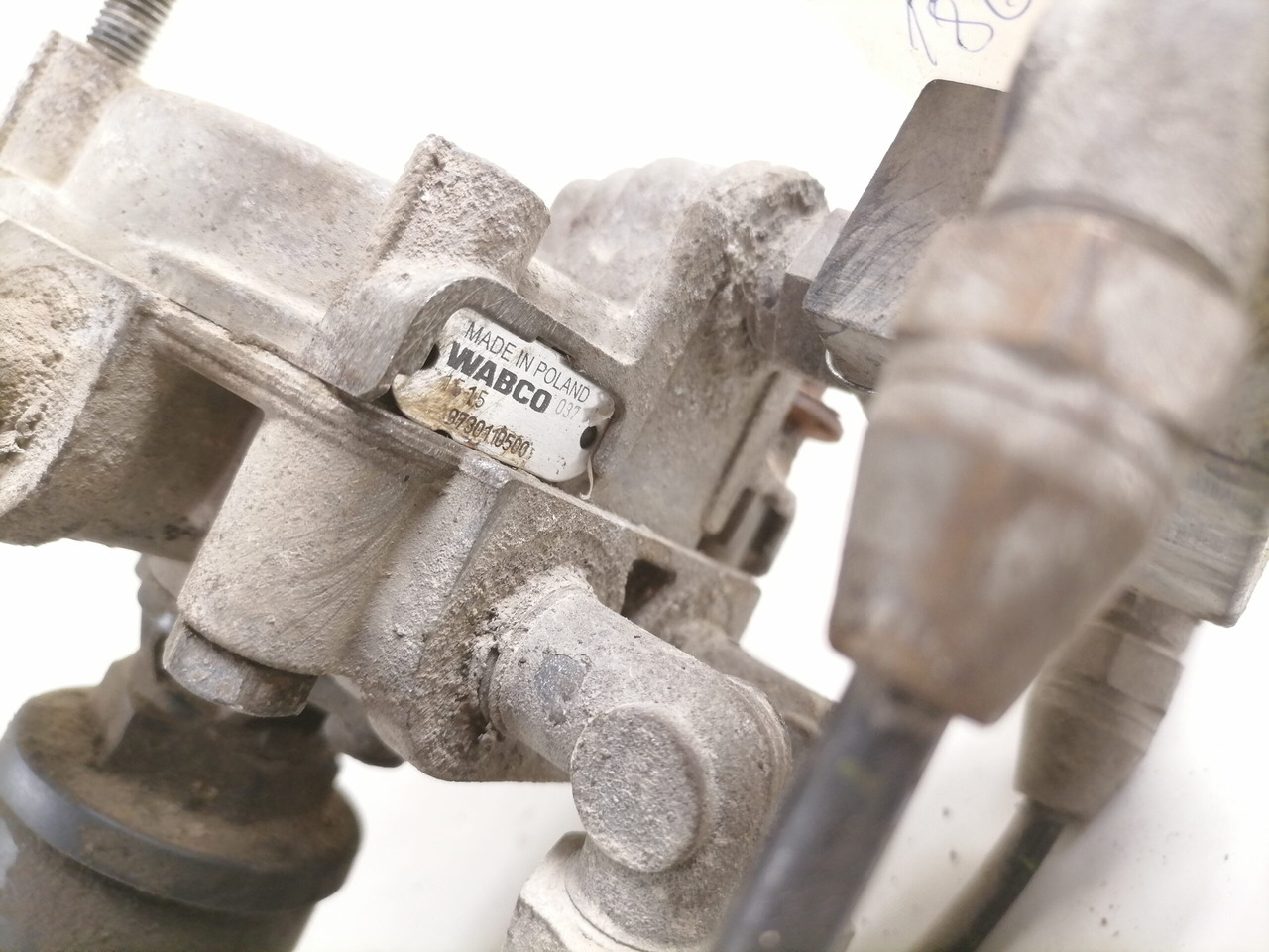 Scania Air pressure control valve 9730110500 - Bremžu vārsts - Kravas automašīna: foto 2 Scania Air pressure control valve 9730110500 - Bremžu vārsts - Kravas automašīna: foto 2