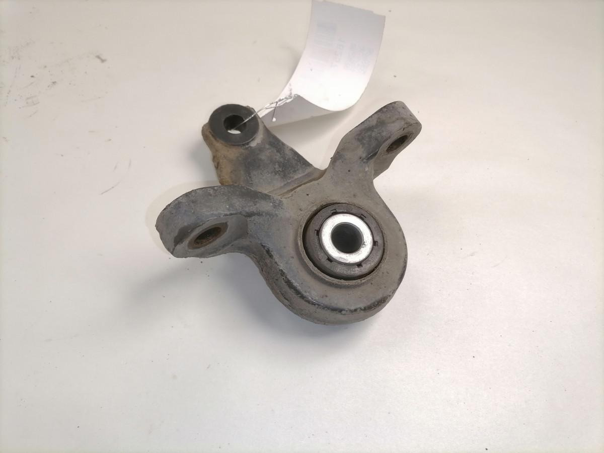 Scania Anti roll bar bracket 2290960 - Stabilizators - Kravas automašīna: foto 2 Scania Anti roll bar bracket 2290960 - Stabilizators - Kravas automašīna: foto 2