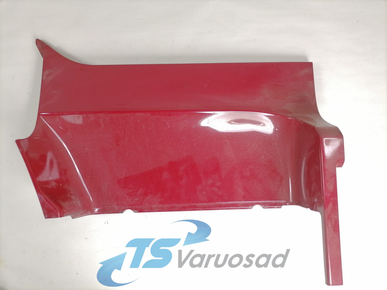 Scania Astmelaua plastik kate, ülemine parem 1442654 - Pakāpiens - Kravas automašīna: foto 1 Scania Astmelaua plastik kate, ülemine parem 1442654 - Pakāpiens - Kravas automašīna: foto 1