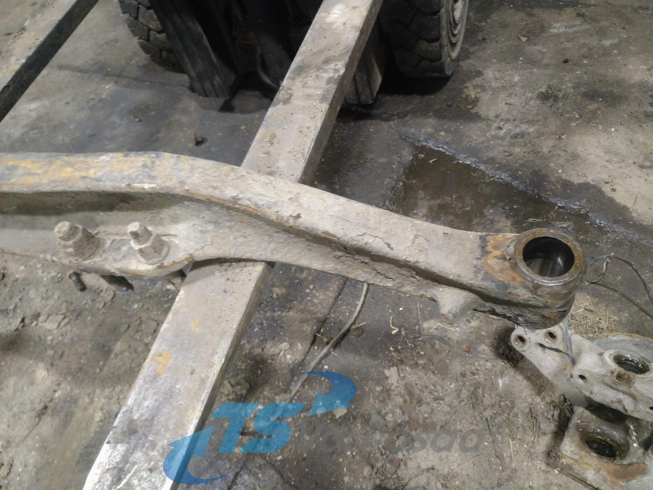 Scania Axel housing 1394399 - Priekšējā ass - Kravas automašīna: foto 4 Scania Axel housing 1394399 - Priekšējā ass - Kravas automašīna: foto 4