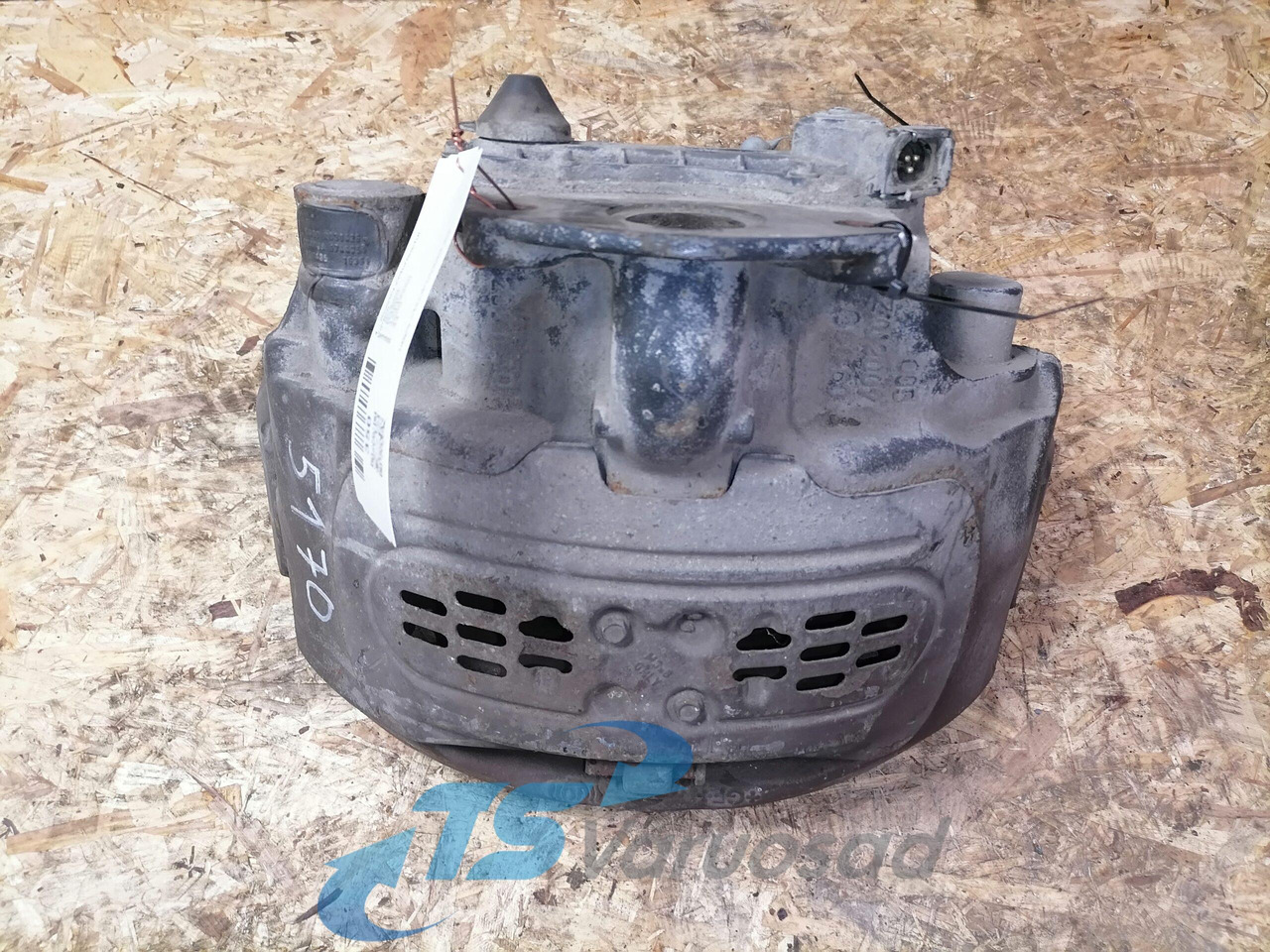 Scania Brake caliper 1744250 - Bremžu daļas - Kravas automašīna: foto 2 Scania Brake caliper 1744250 - Bremžu daļas - Kravas automašīna: foto 2