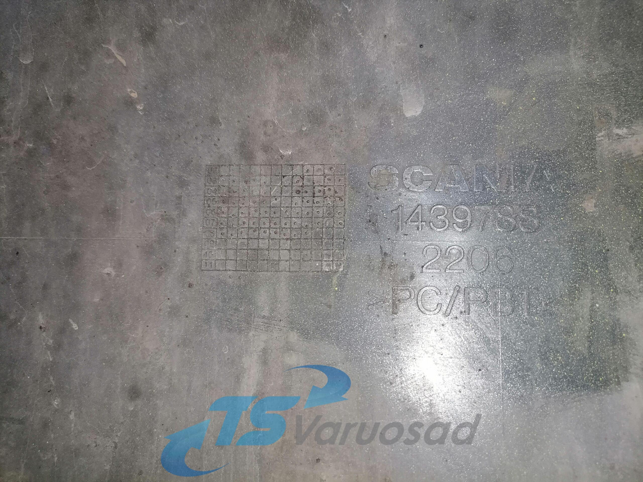 Scania Bumper cover 1439788 - Bufera stūris - Kravas automašīna: foto 3 Scania Bumper cover 1439788 - Bufera stūris - Kravas automašīna: foto 3