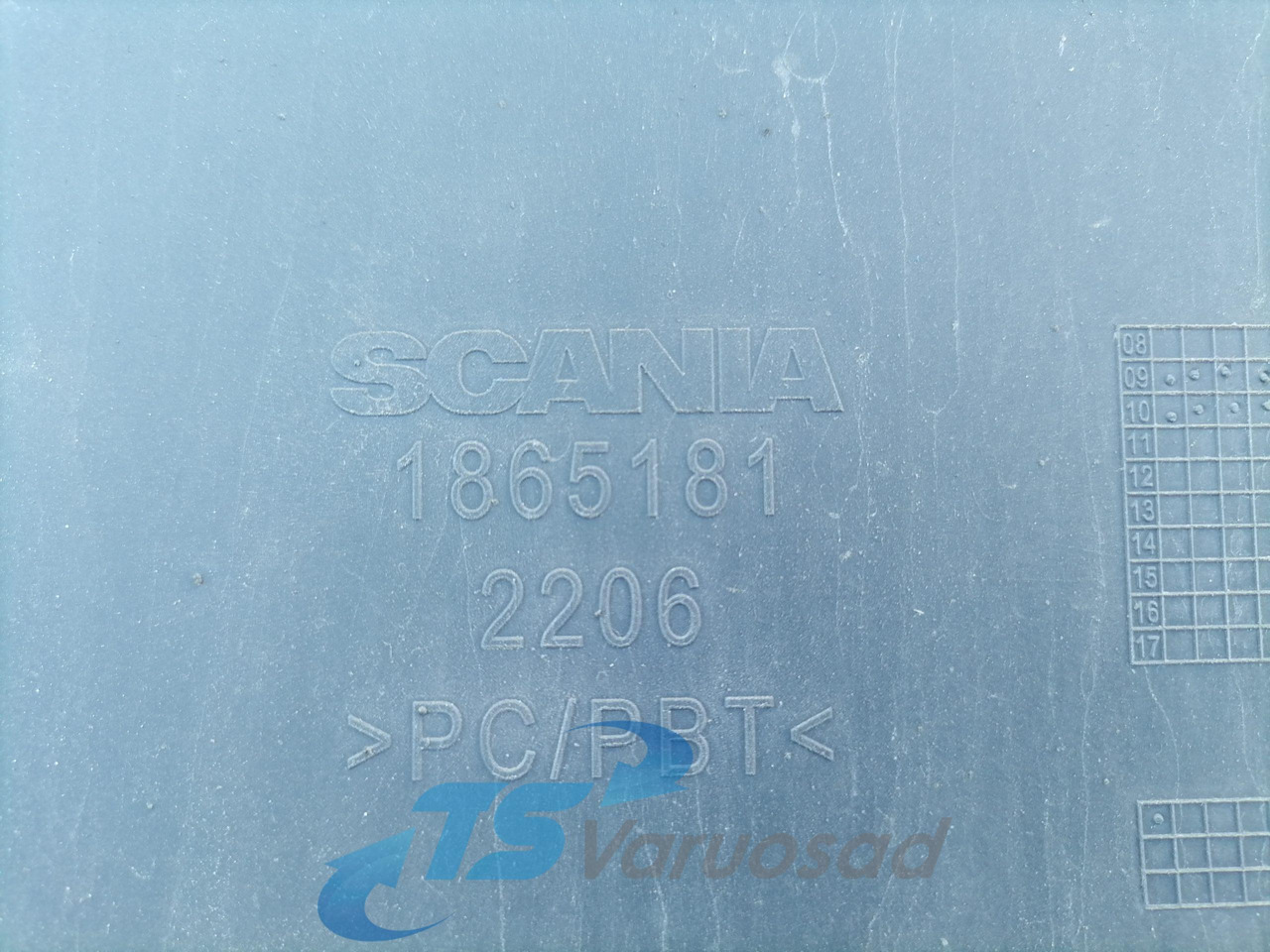 Scania Bumper cover 1865181 - Bufera stūris - Kravas automašīna: foto 4 Scania Bumper cover 1865181 - Bufera stūris - Kravas automašīna: foto 4