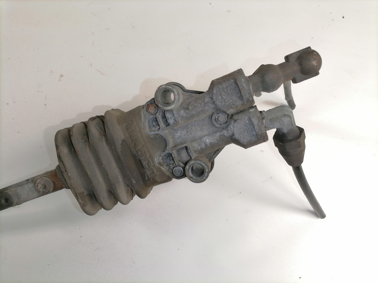 Scania Cab suspension control valve 464007010 - Kabīnes piekare - Kravas automašīna: foto 2 Scania Cab suspension control valve 464007010 - Kabīnes piekare - Kravas automašīna: foto 2