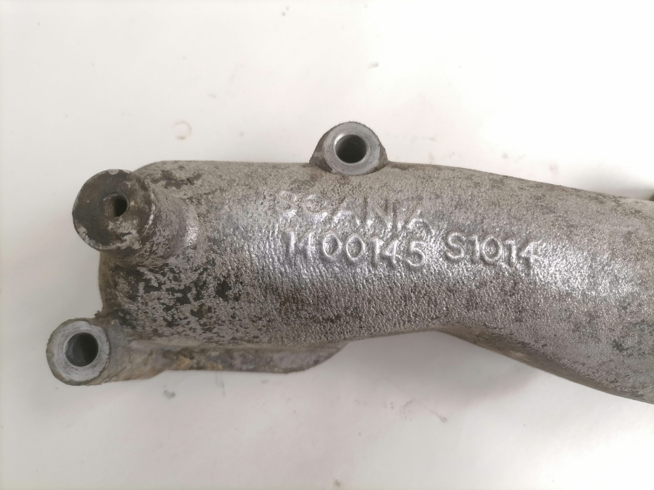 Scania Coolant pipe 1400145 - Dzesēšanas sistēma - Kravas automašīna: foto 2 Scania Coolant pipe 1400145 - Dzesēšanas sistēma - Kravas automašīna: foto 2