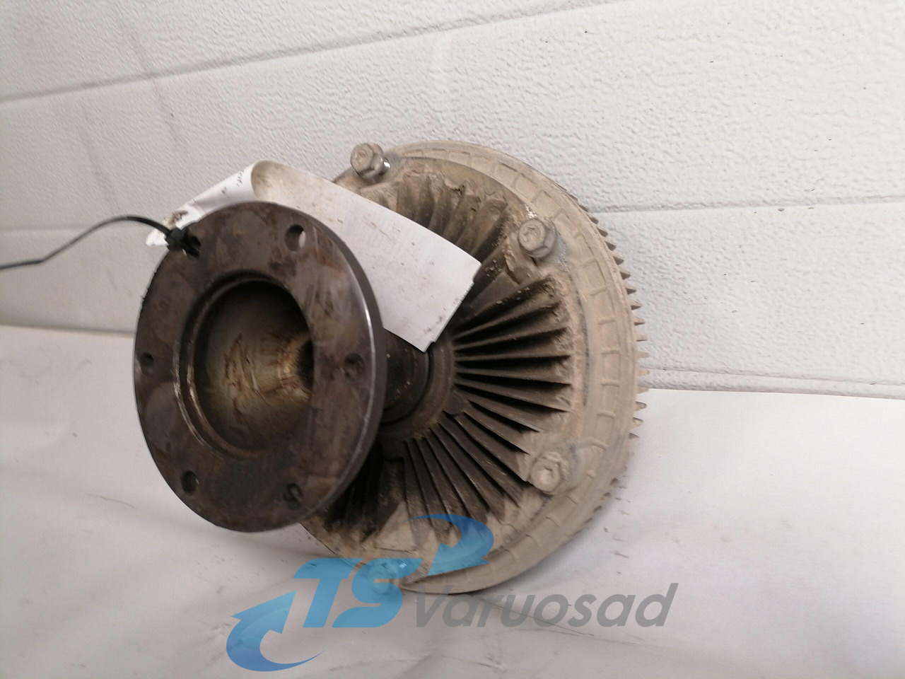 Scania Cooling fan 1402869 - Ventilators - Kravas automašīna: foto 4 Scania Cooling fan 1402869 - Ventilators - Kravas automašīna: foto 4