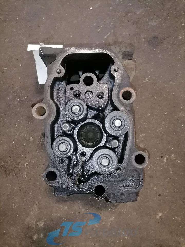 Scania Cylinder head, HPI 1522361 - Motora galva - Kravas automašīna: foto 2 Scania Cylinder head, HPI 1522361 - Motora galva - Kravas automašīna: foto 2