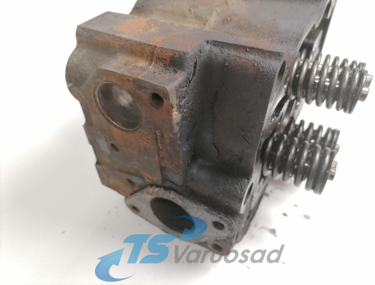 Scania Cylinder head, HPI 1522361 - Motora galva - Kravas automašīna: foto 3 Scania Cylinder head, HPI 1522361 - Motora galva - Kravas automašīna: foto 3
