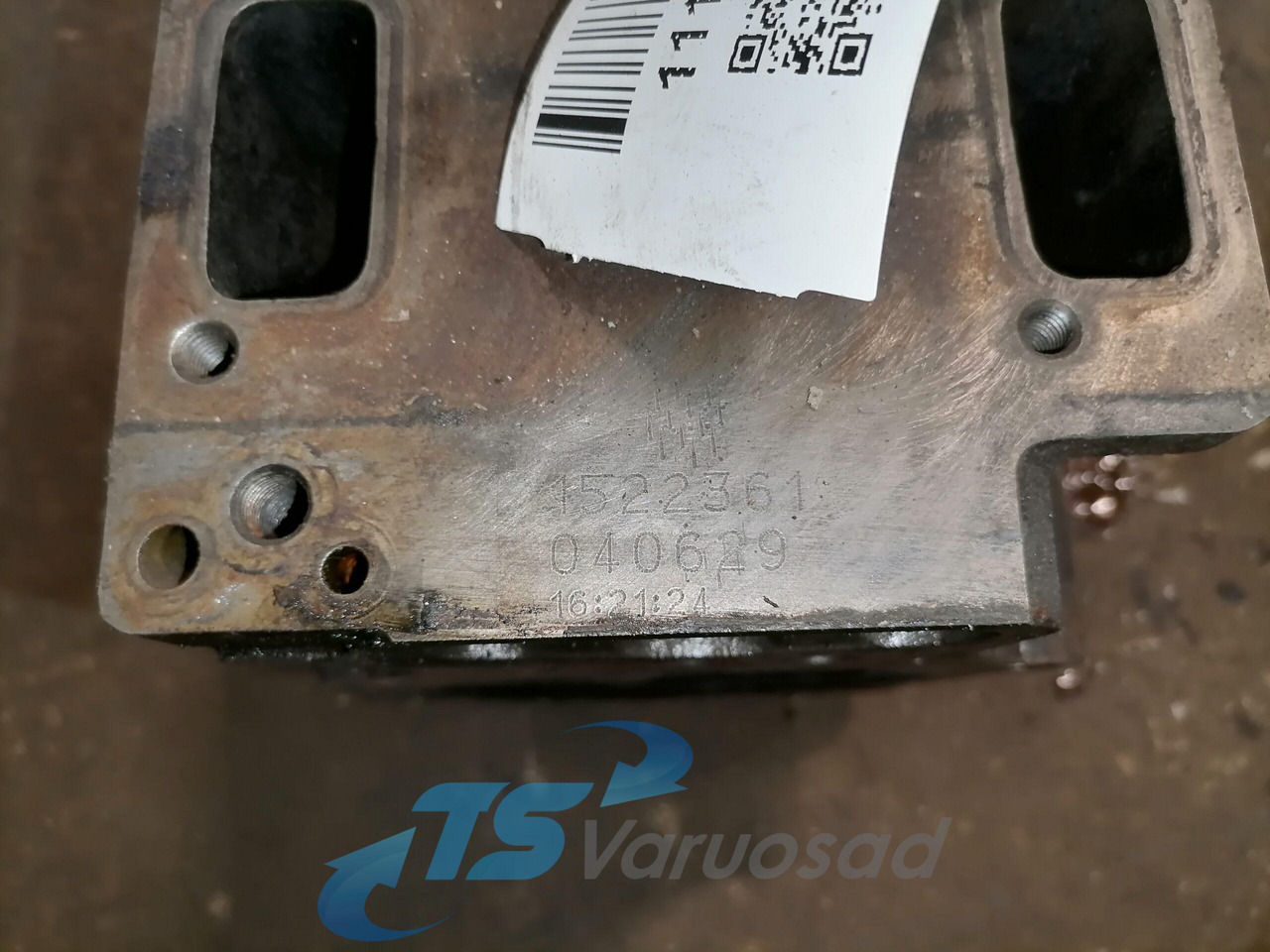 Scania Cylinder head, HPI 1522361 - Motora galva - Kravas automašīna: foto 3 Scania Cylinder head, HPI 1522361 - Motora galva - Kravas automašīna: foto 3